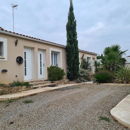 Dependance T3 Apartment Aumes Exterior photo